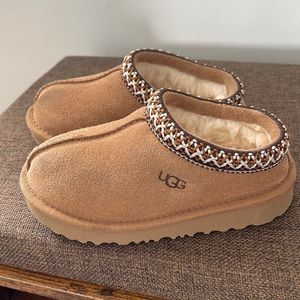 UGG Tasman slippers